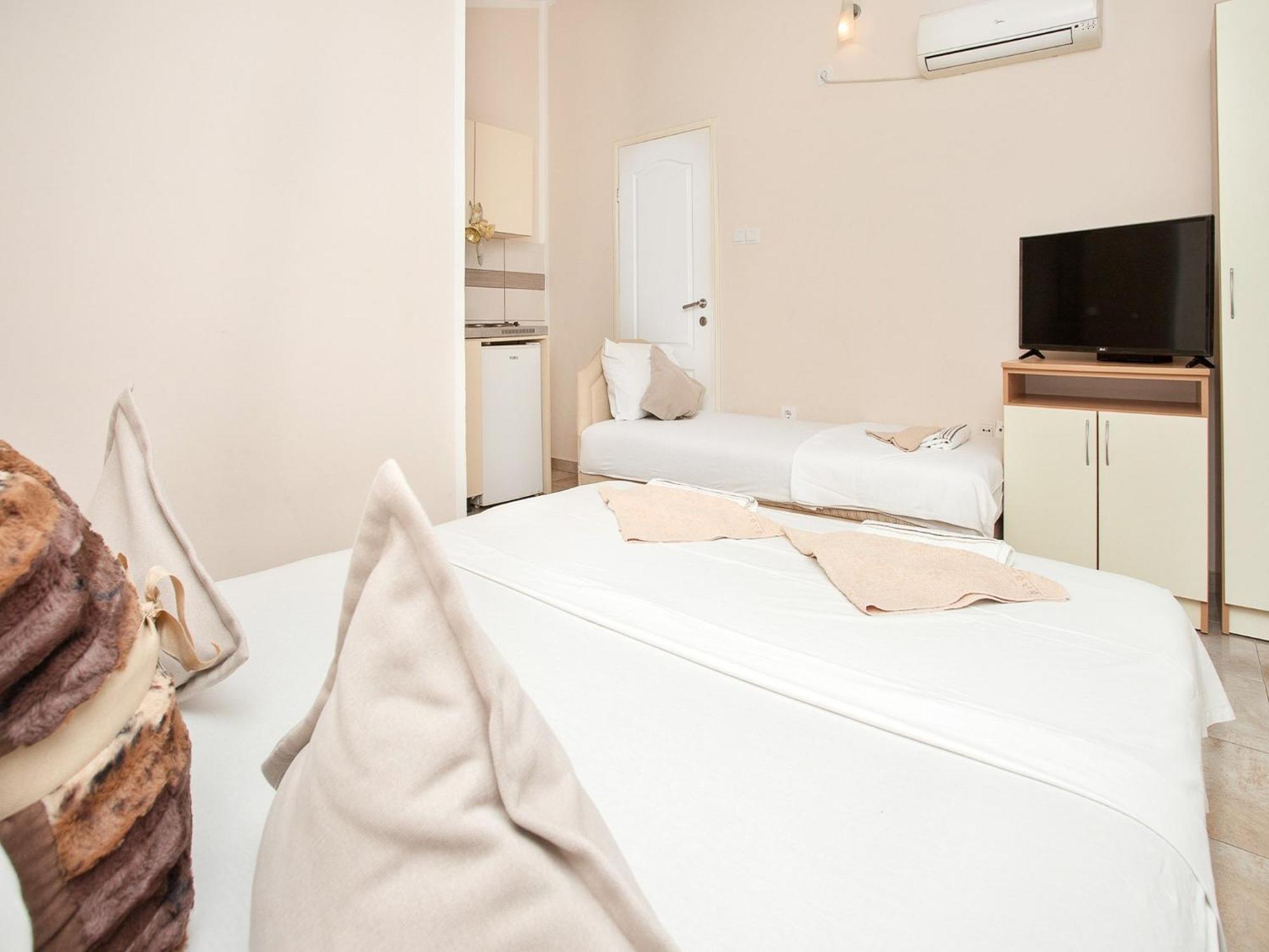 Apartments Mik5 - Famous Beach Jaz Budva Extérieur photo